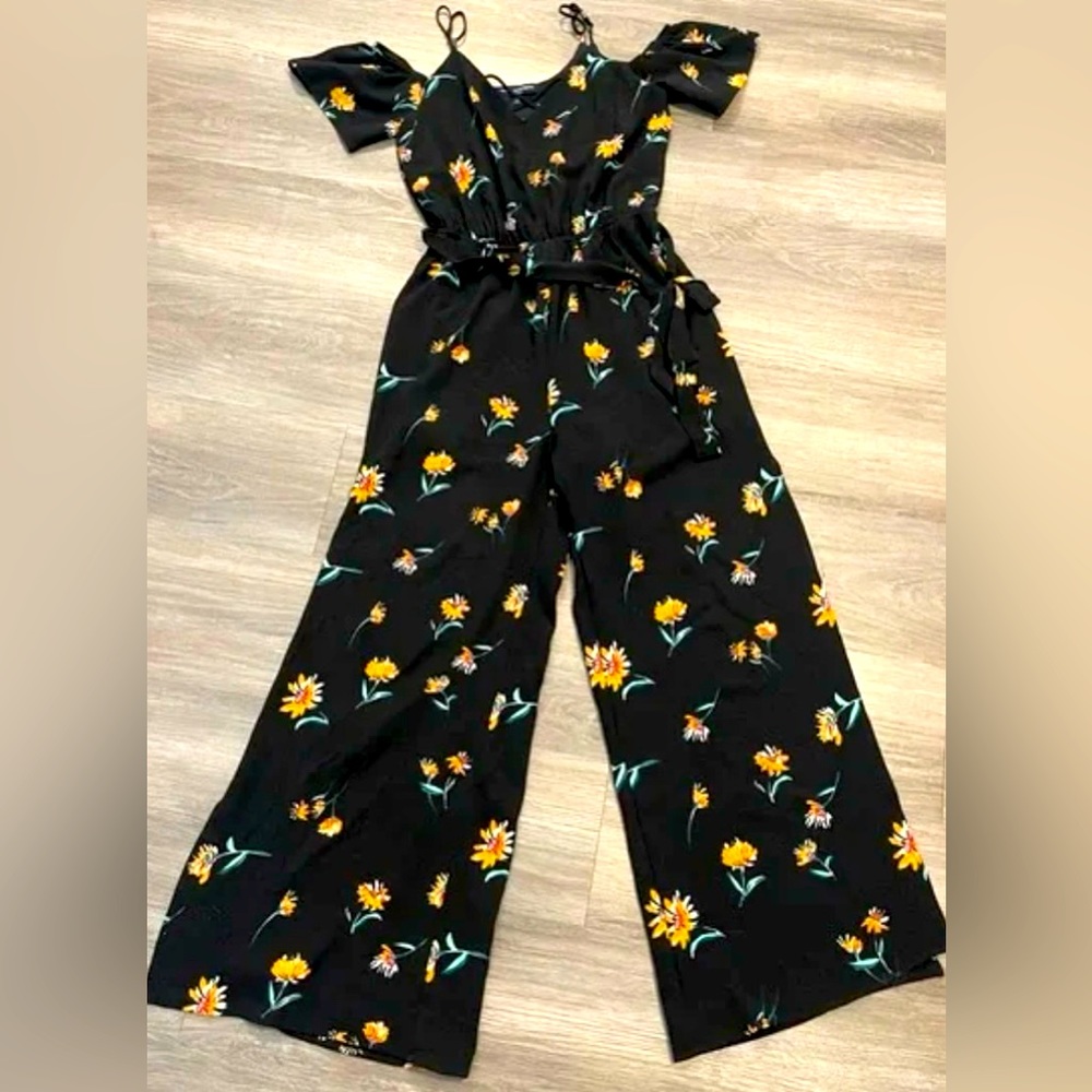 Flowered jumpsuit